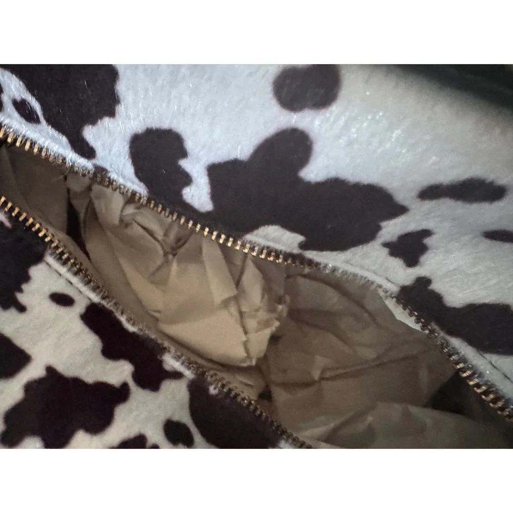 Juicy Cow Western Chic‎   Shoulder Bag Crossbody Strap Charm Bag Bow Heart NWT